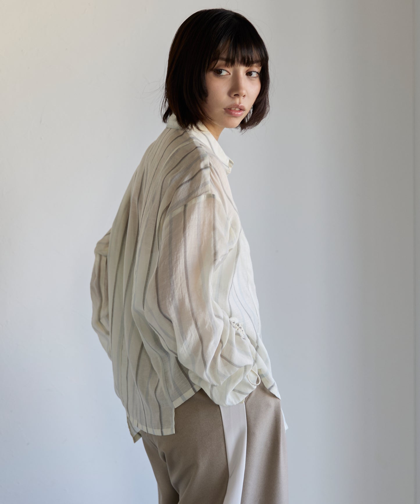 Drawstring Sleeve Stripe Shirt　ドロストスリーブストライプシャツ