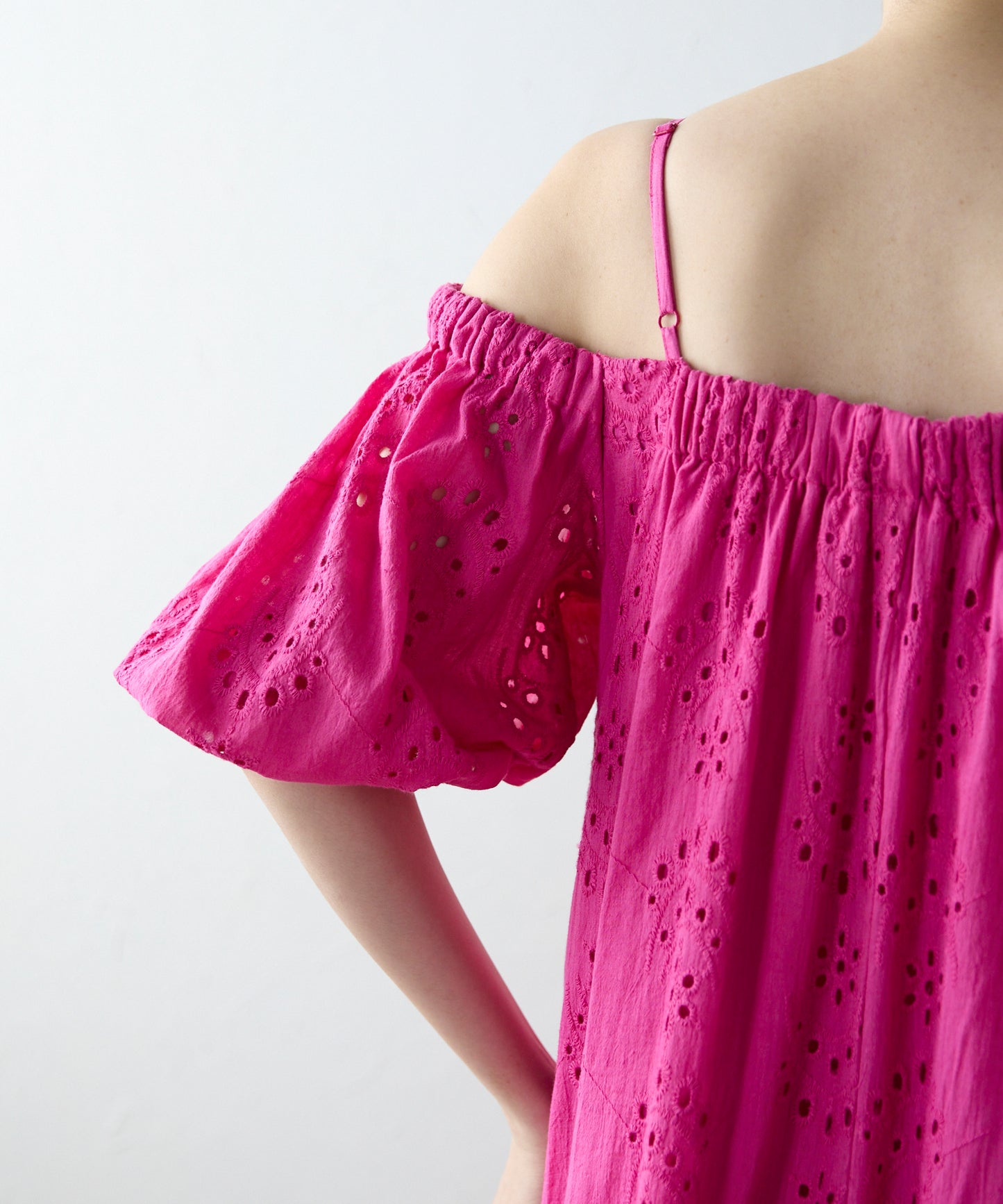 Indian cut work off shoulder one-piece　インドカットワークオフショルワンピ