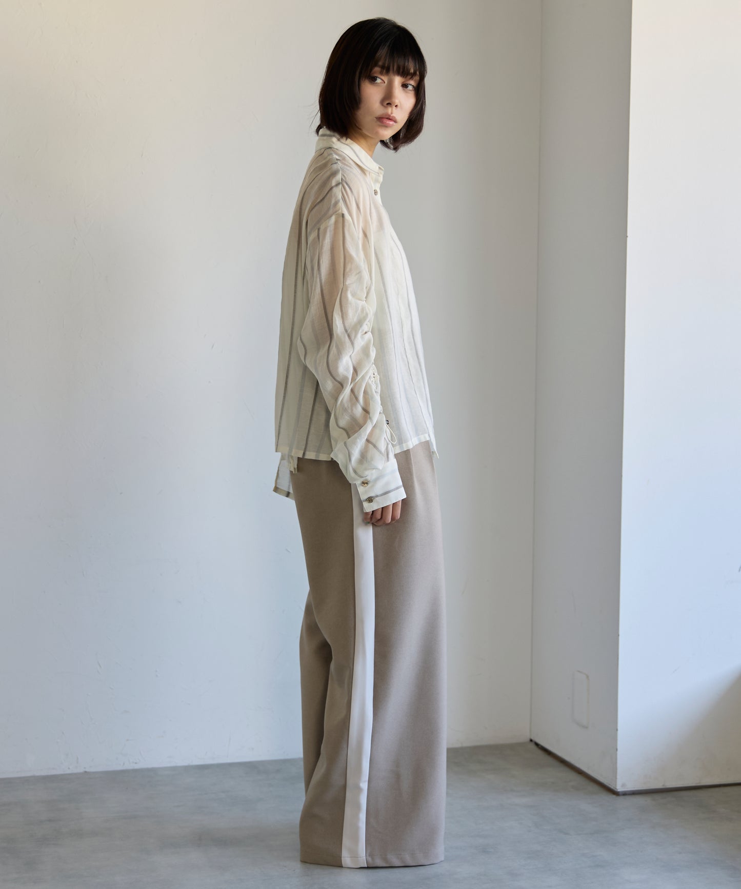 Drawstring Sleeve Stripe Shirt　ドロストスリーブストライプシャツ