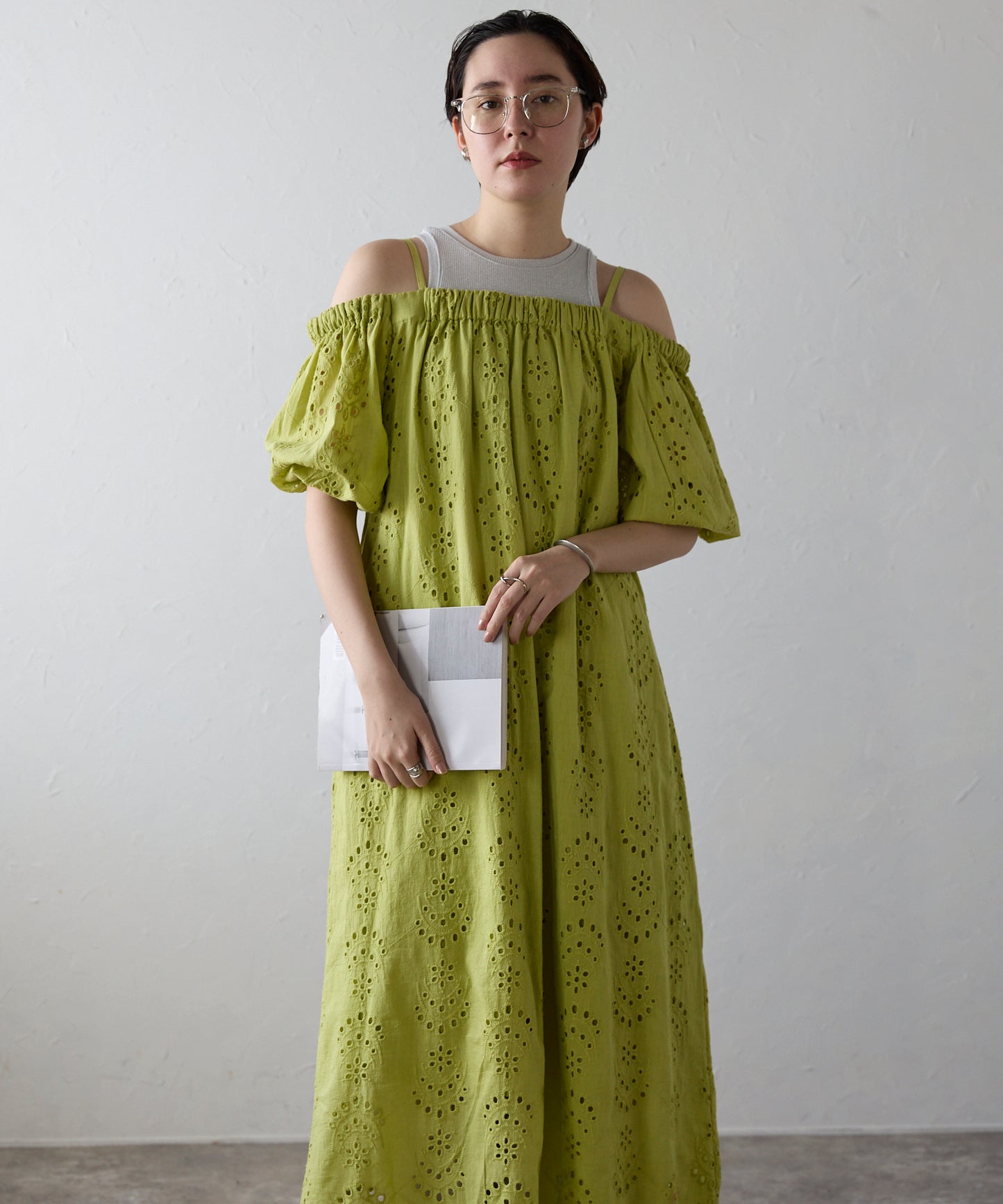 Indian cut work off shoulder one-piece　インドカットワークオフショルワンピ