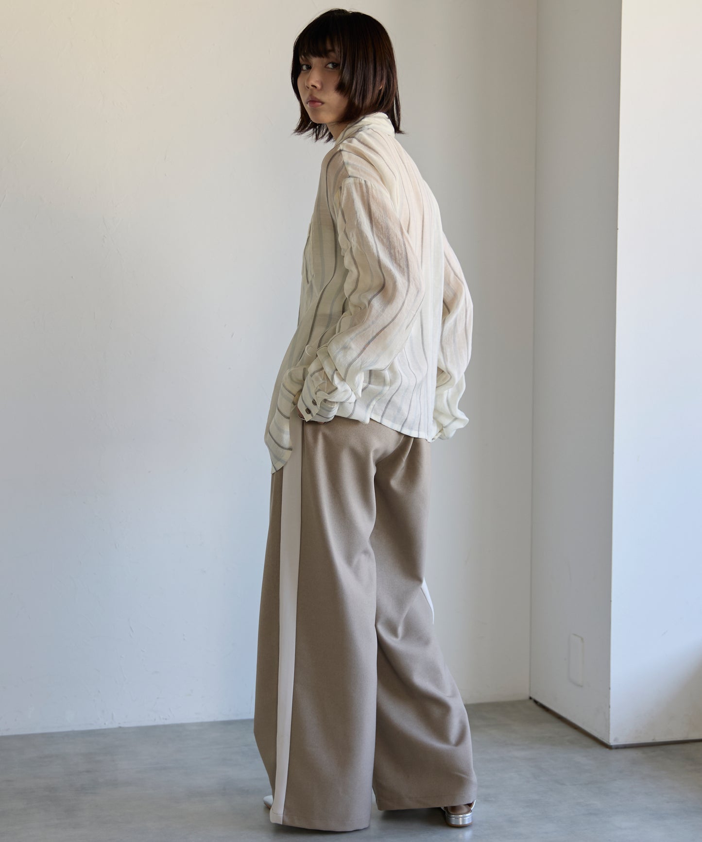 Drawstring Sleeve Stripe Shirt　ドロストスリーブストライプシャツ