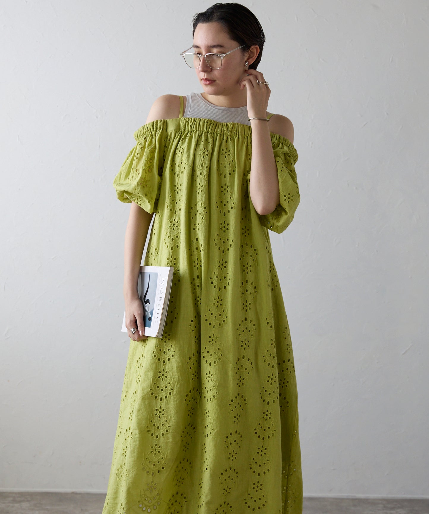 Indian cut work off shoulder one-piece　インドカットワークオフショルワンピ