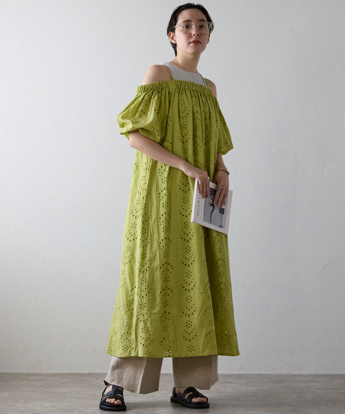 Indian cut work off shoulder one-piece　インドカットワークオフショルワンピ