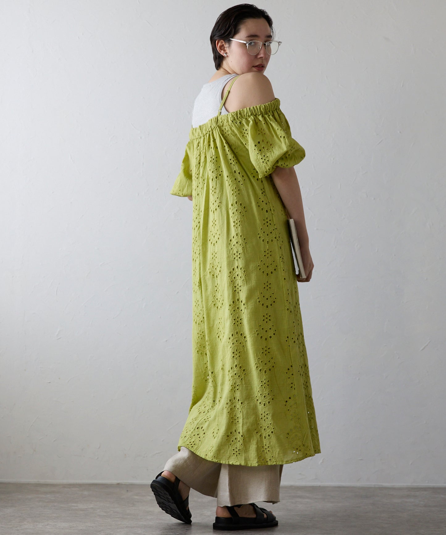 Indian cut work off shoulder one-piece　インドカットワークオフショルワンピ