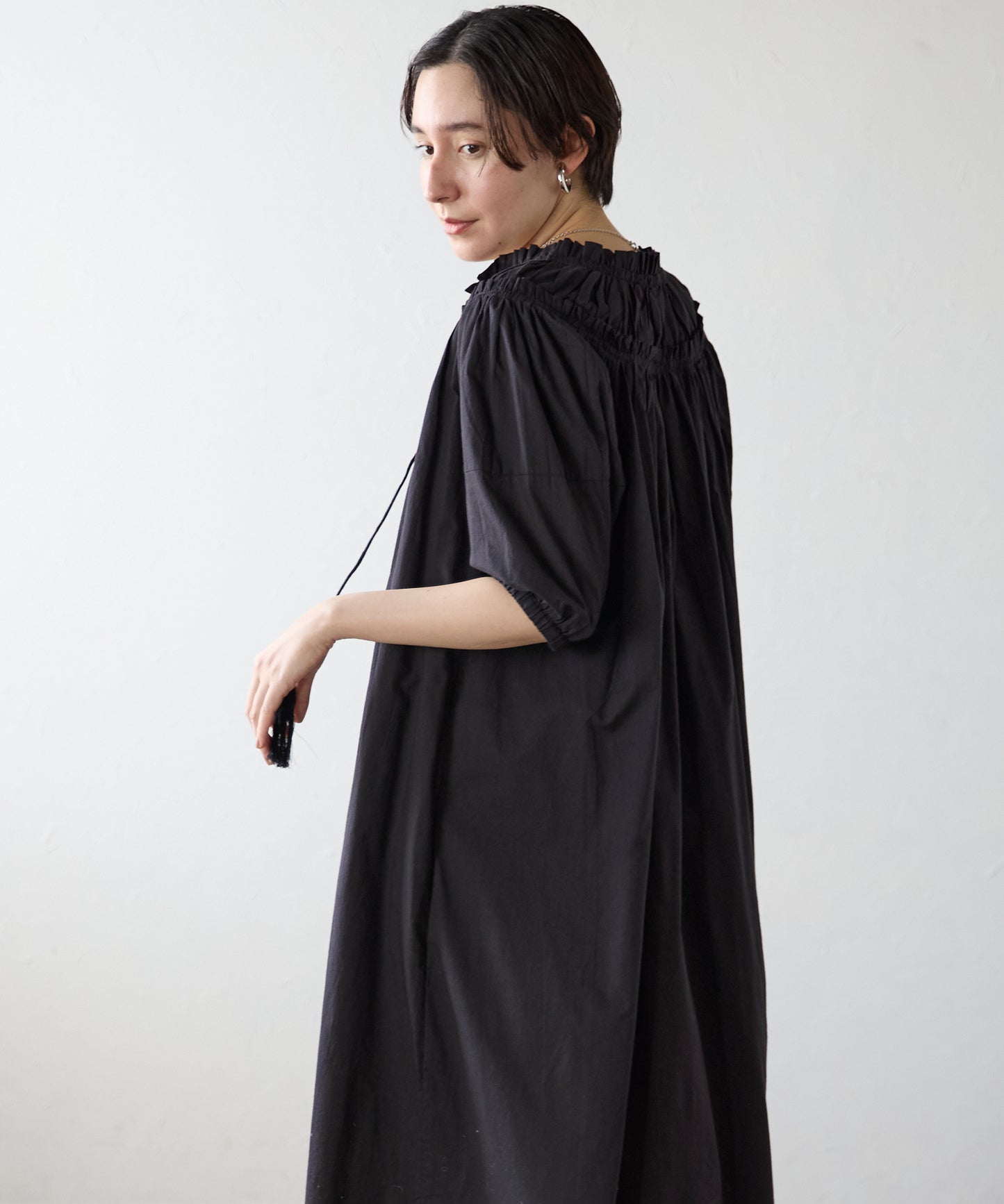 Indian cambric neck gather frill one-piece　インドキャンブリックネックギャザーフリルワンピ
