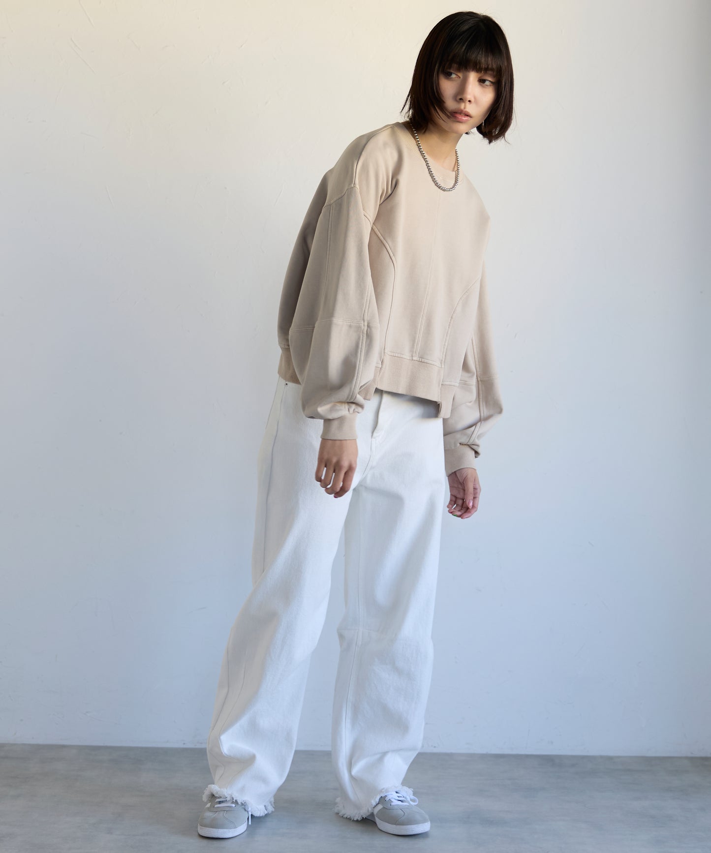 Pigment Short-Length Sweatshirt　ピグメント短丈スウェット