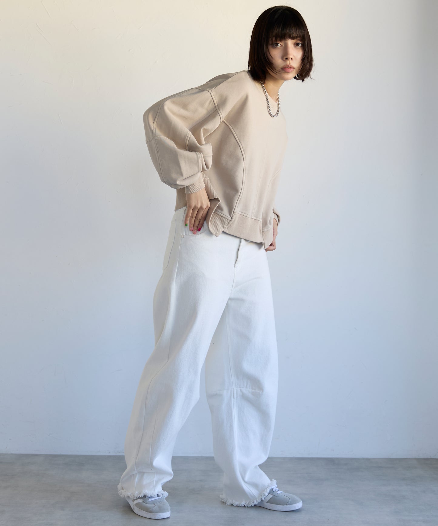 Pigment Short-Length Sweatshirt　ピグメント短丈スウェット