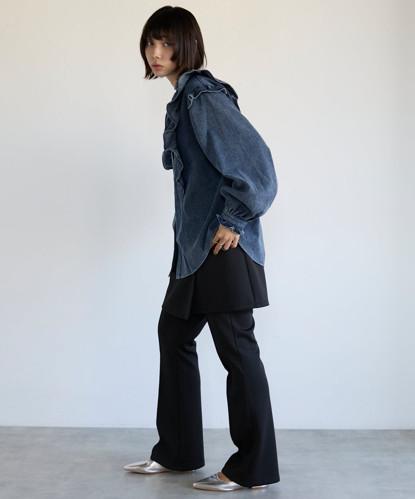 Frill Denim Shirt　フリルデニムシャツ