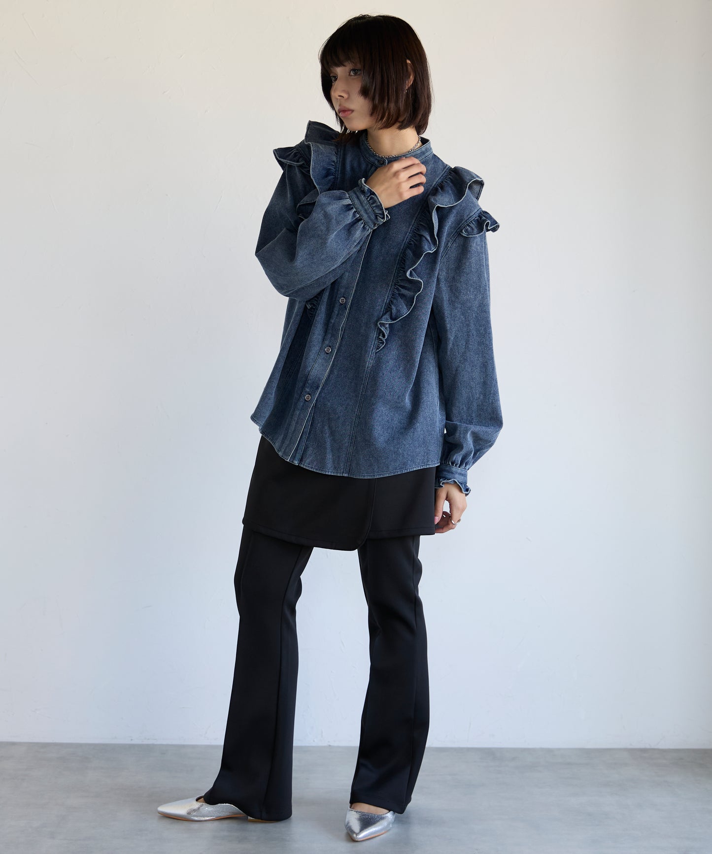 Frill Denim Shirt　フリルデニムシャツ