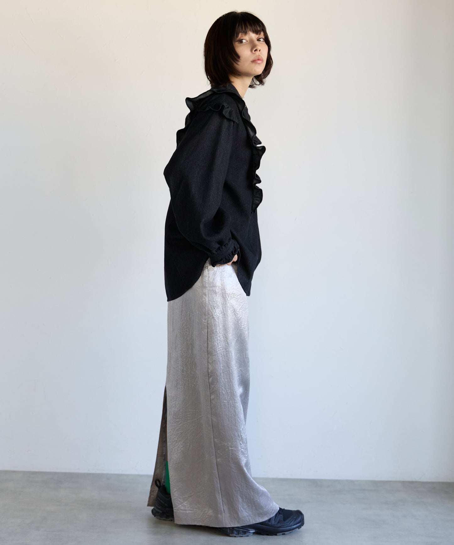 Frill Denim Shirt　フリルデニムシャツ