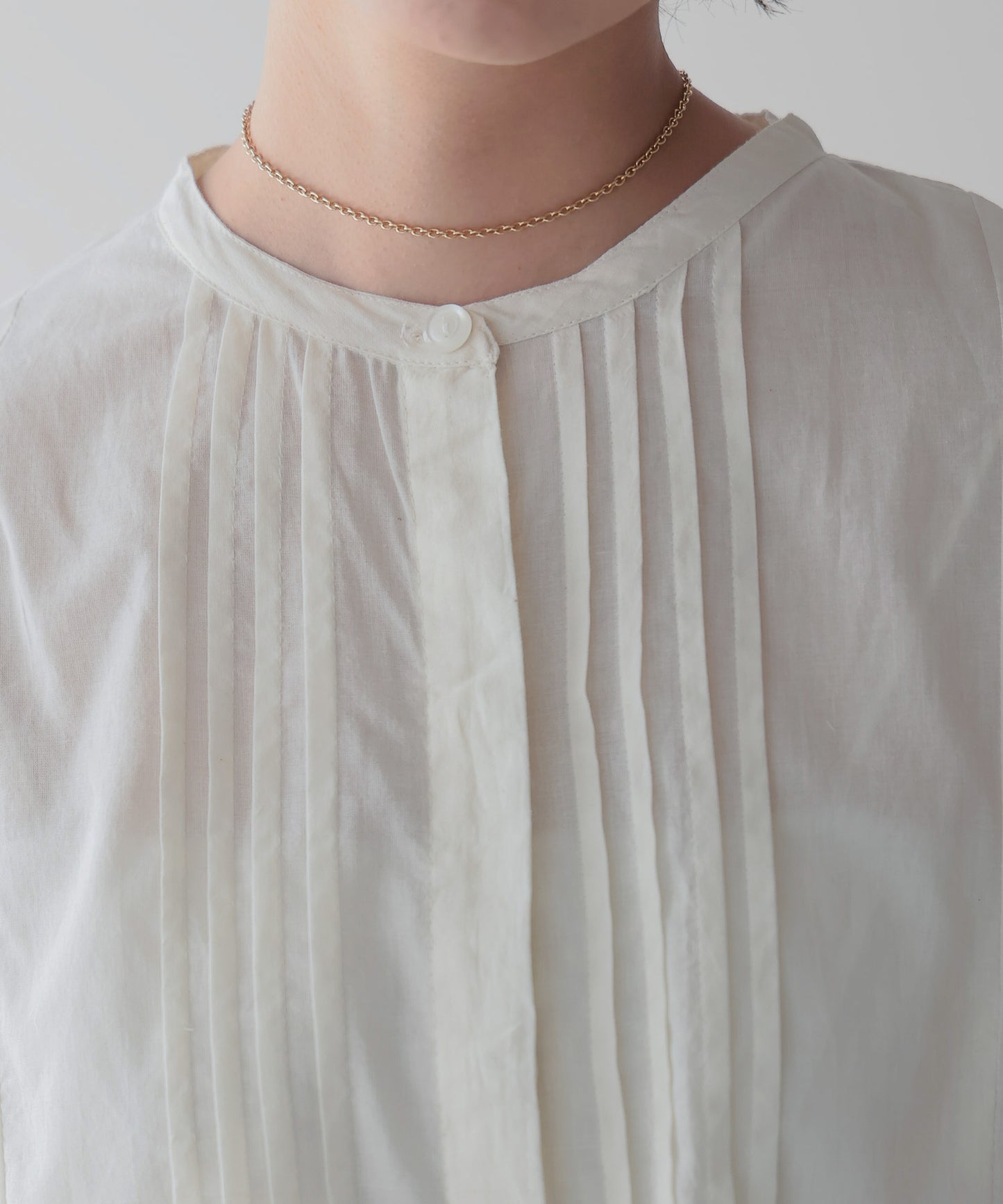 Pin Tuck Peplum Blouse｜ピンタックペプラムブラウス