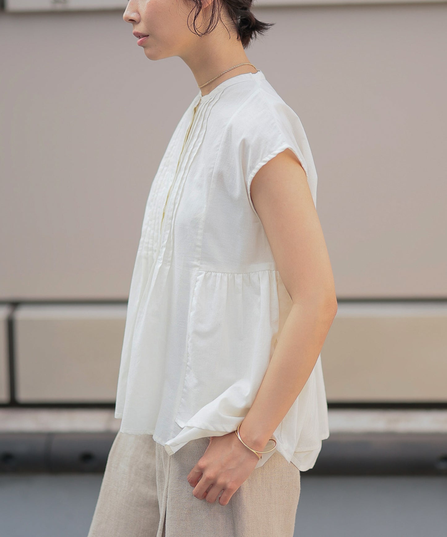 Pin Tuck Peplum Blouse｜ピンタックペプラムブラウス