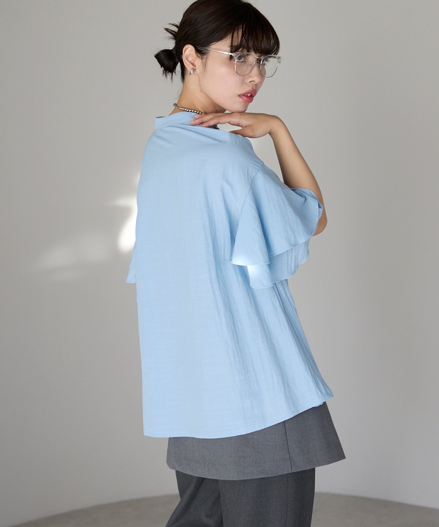 Layered frill shirt　レイヤードフリルシャツ