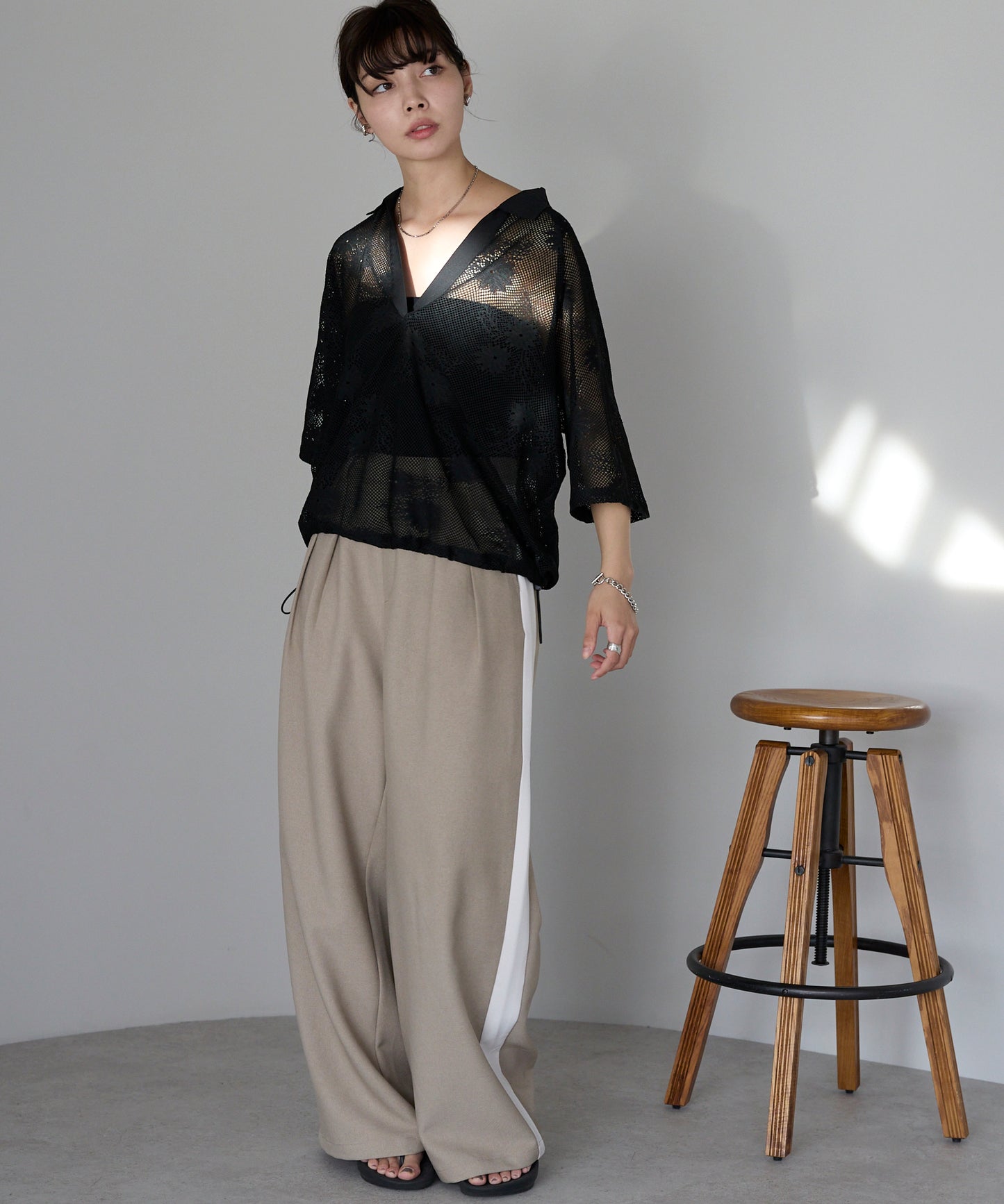 Flower mesh skipper tops フラワーメッシュスキッパートップス