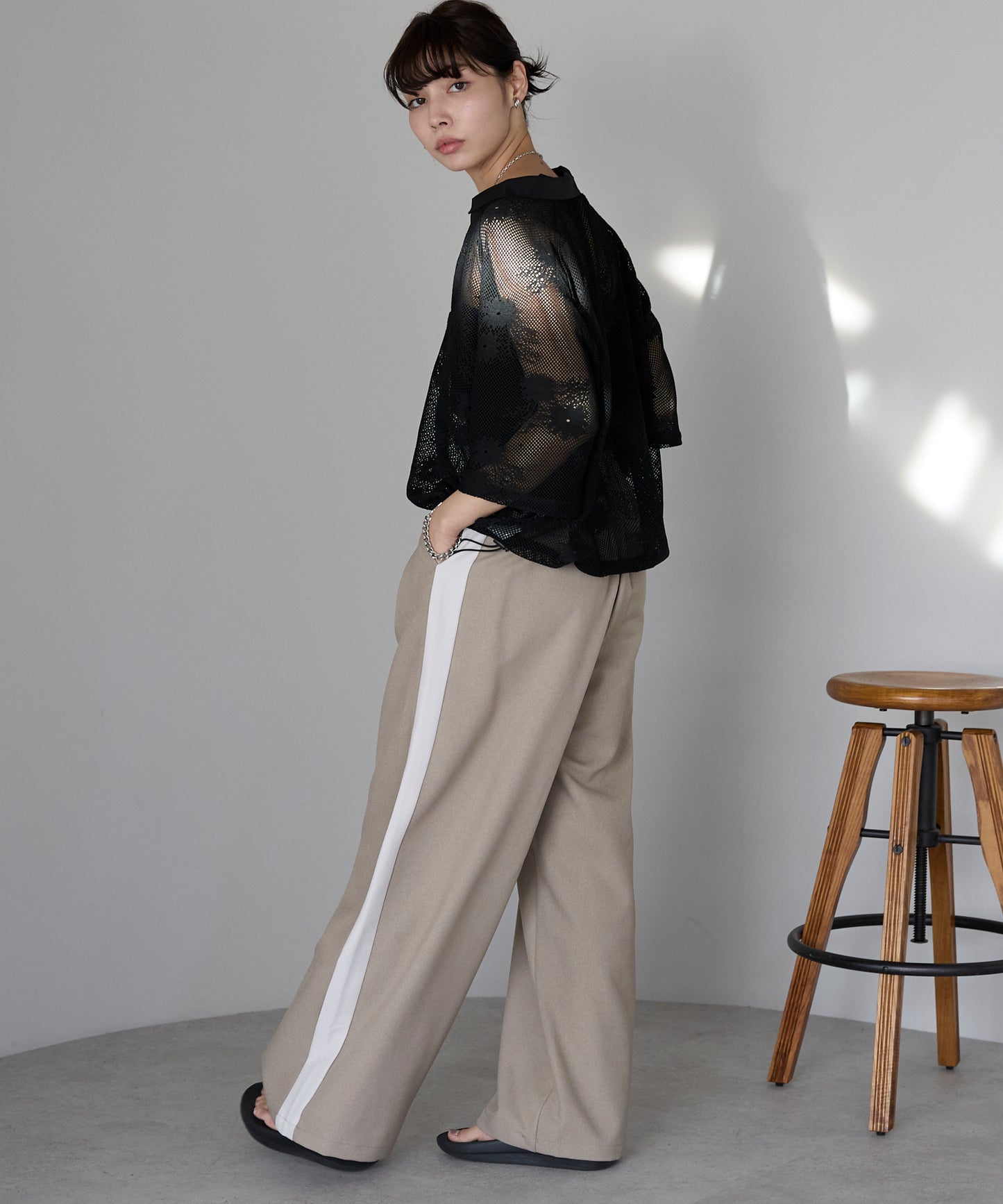 Flower mesh skipper tops フラワーメッシュスキッパートップス