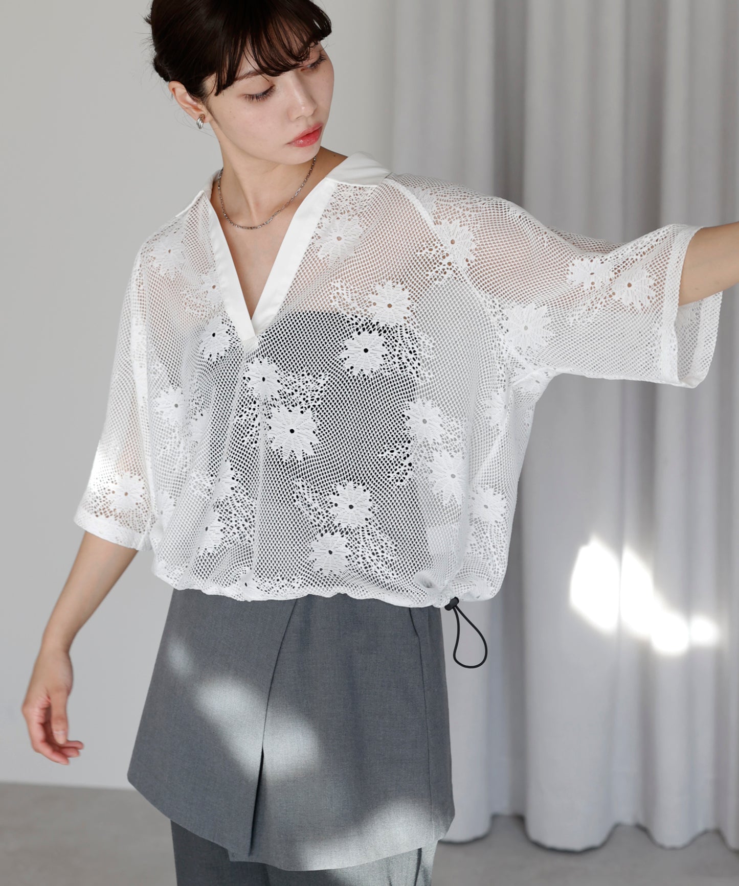 Flower mesh skipper tops フラワーメッシュスキッパートップス