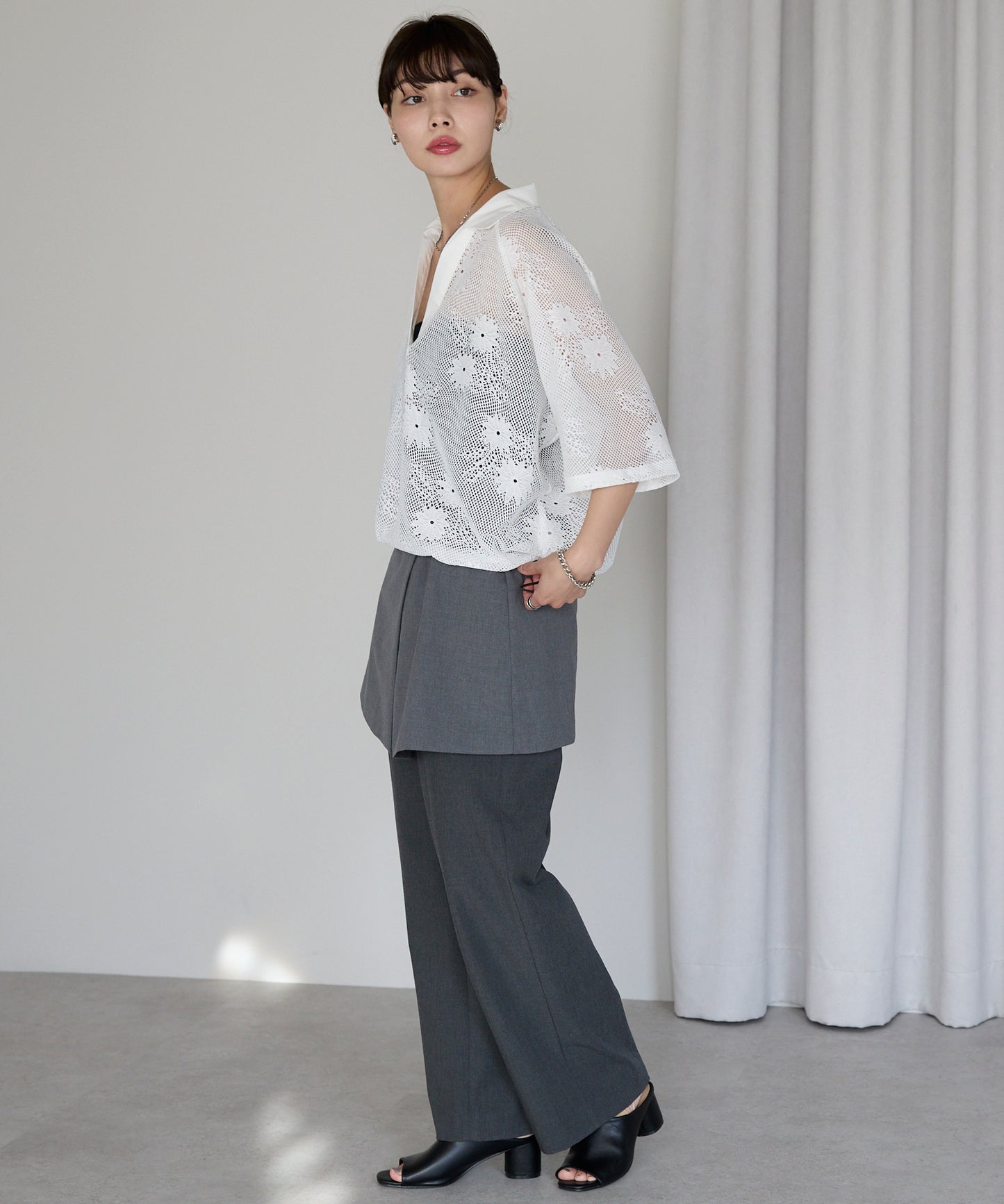 Flower mesh skipper tops フラワーメッシュスキッパートップス