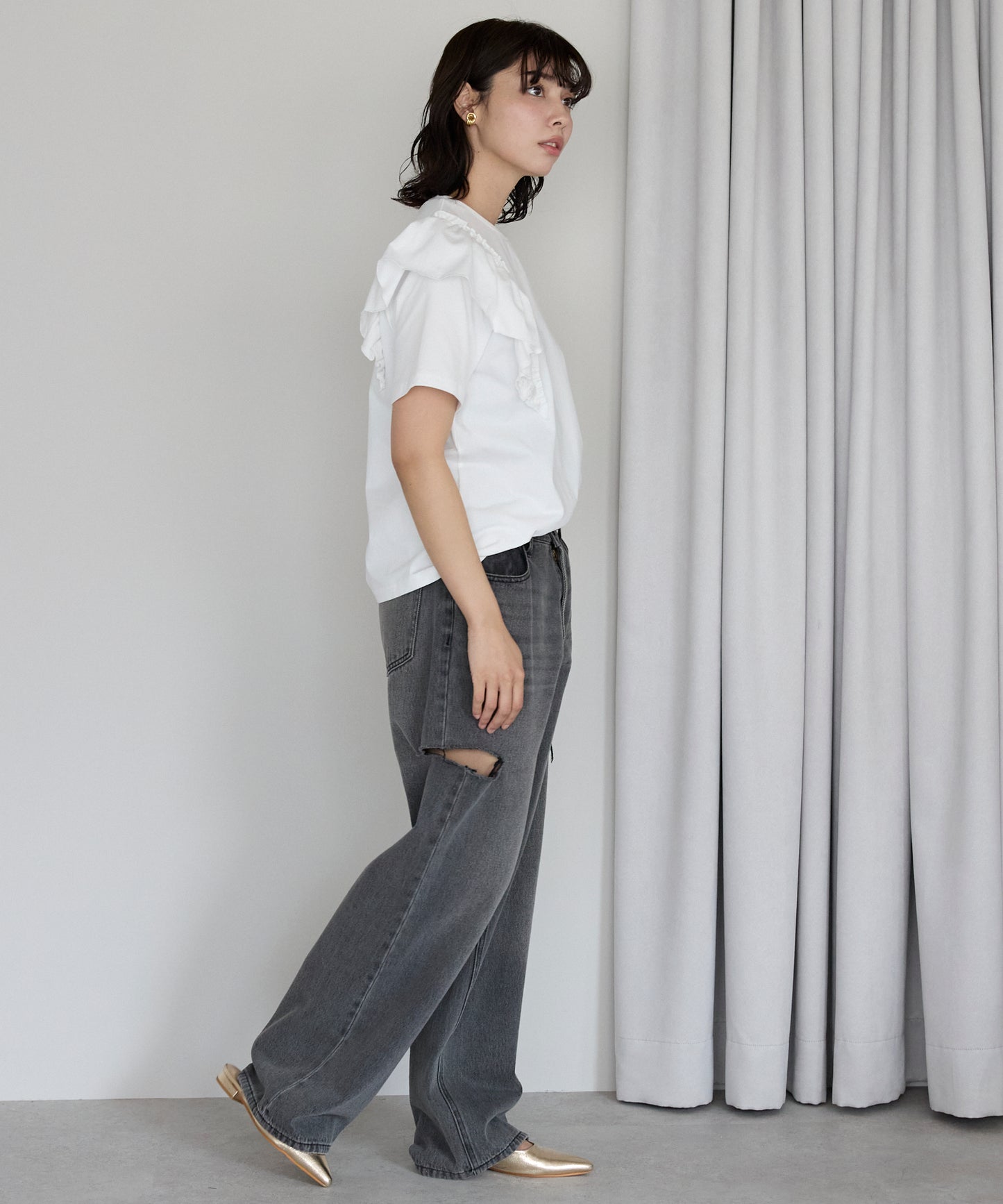 Shoulder frill T-shirt ショルダーフリルT