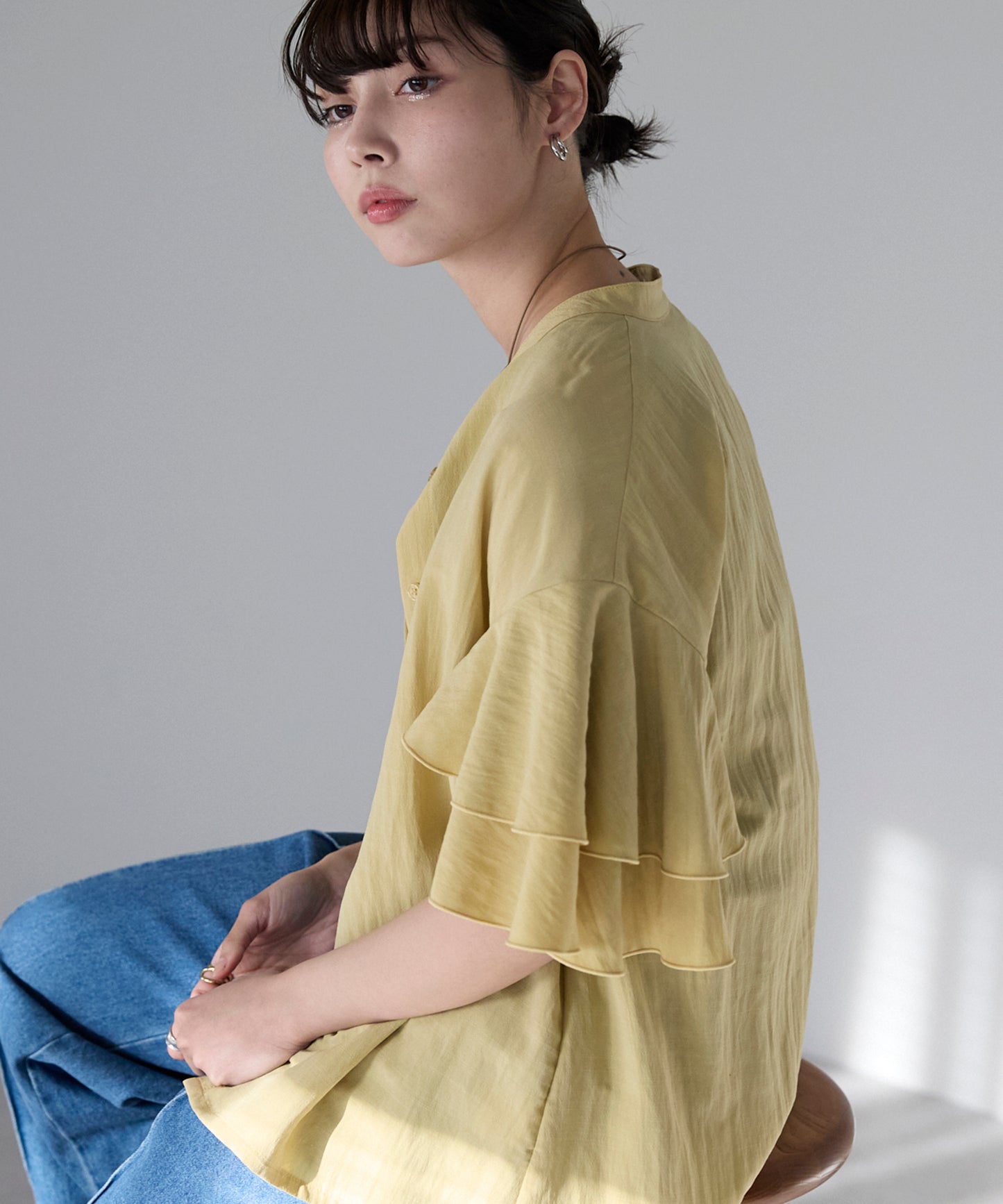 Layered frill shirt　レイヤードフリルシャツ