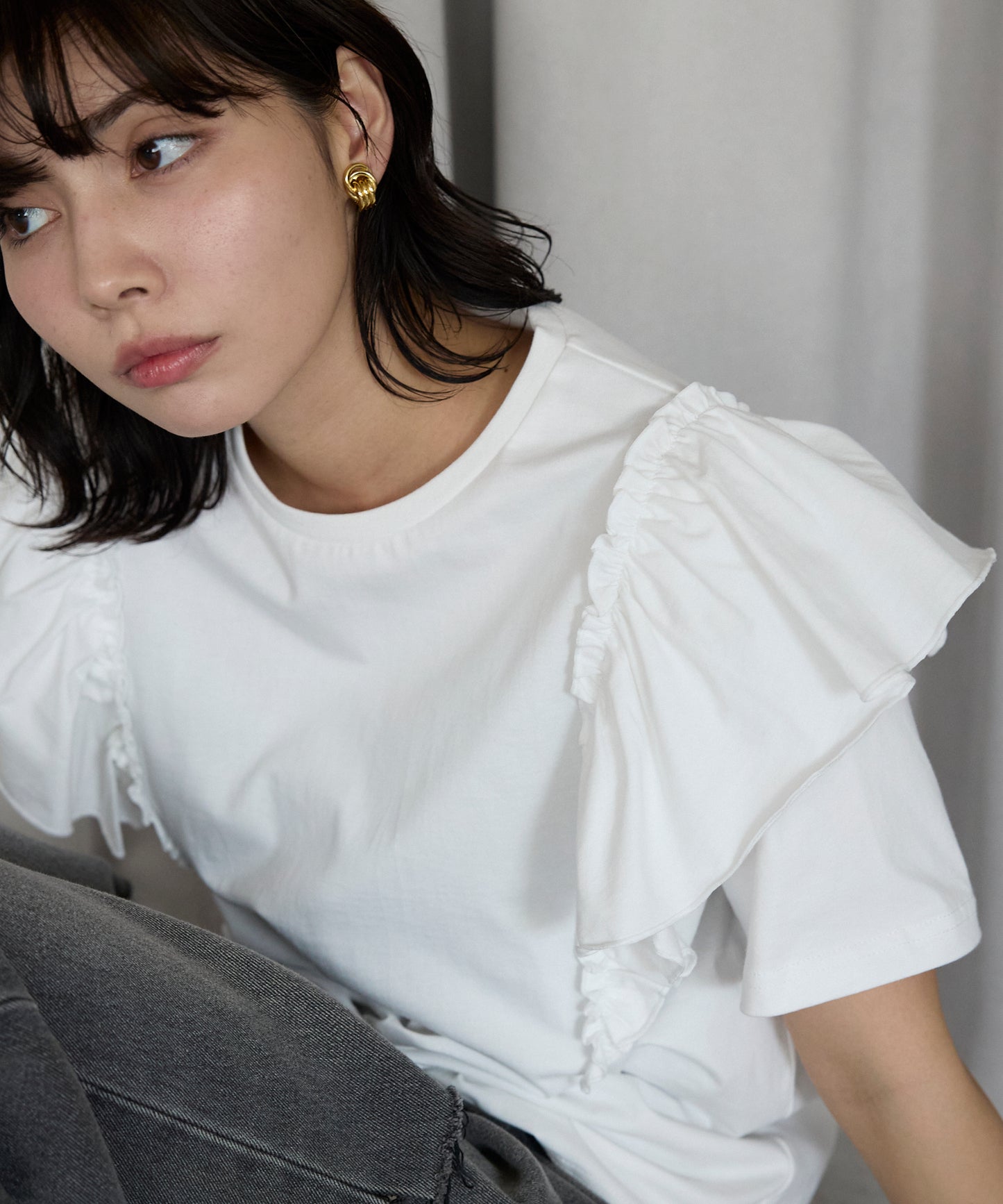 Shoulder frill T-shirt ショルダーフリルT