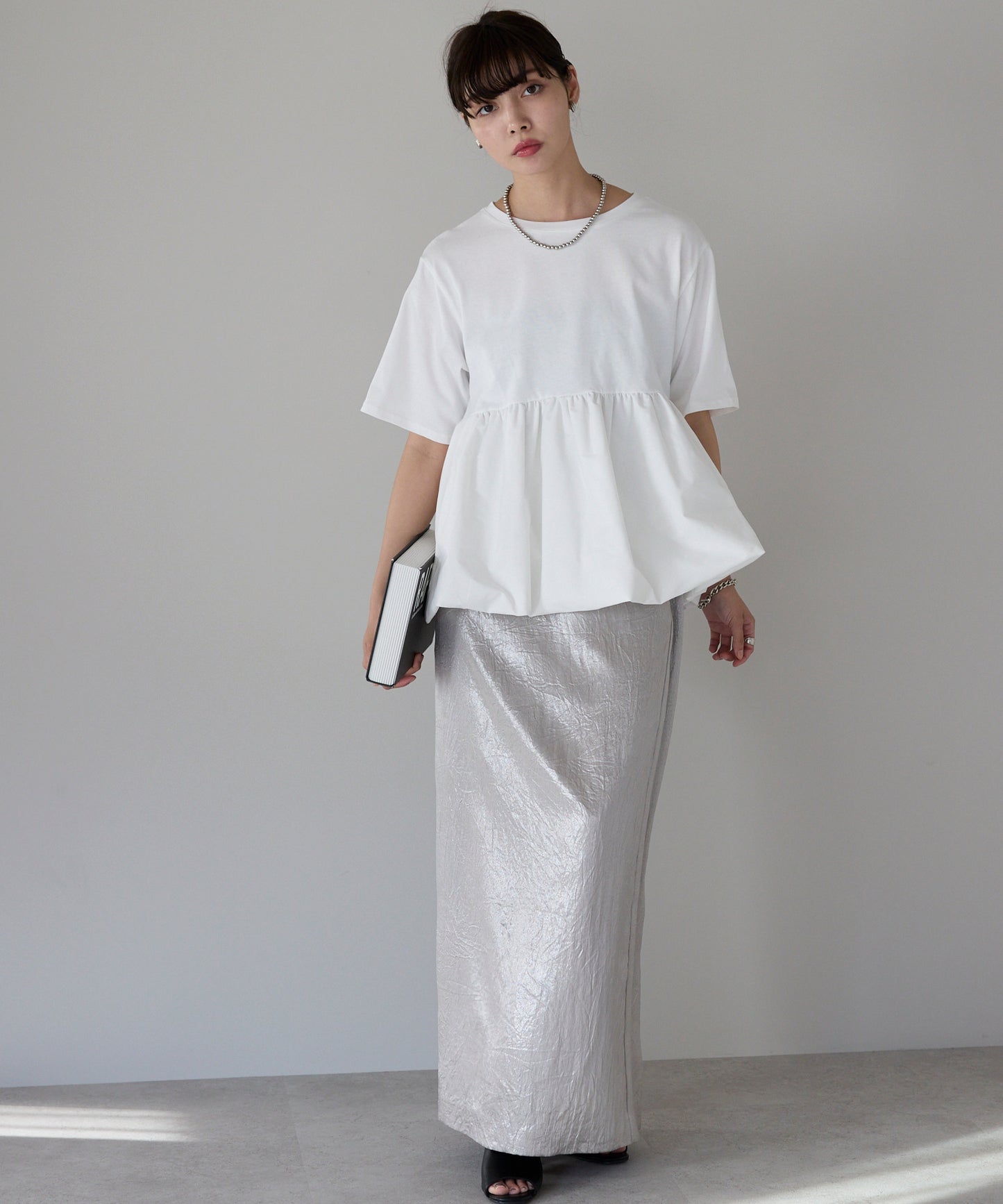 Mixed material balloon hem tops 異素材バルーントップス