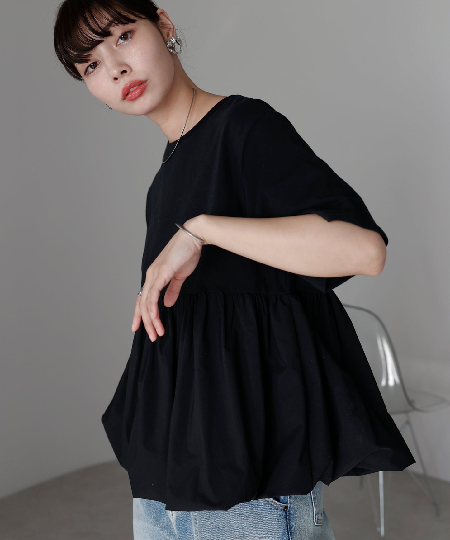 Mixed material balloon hem tops 異素材バルーントップス