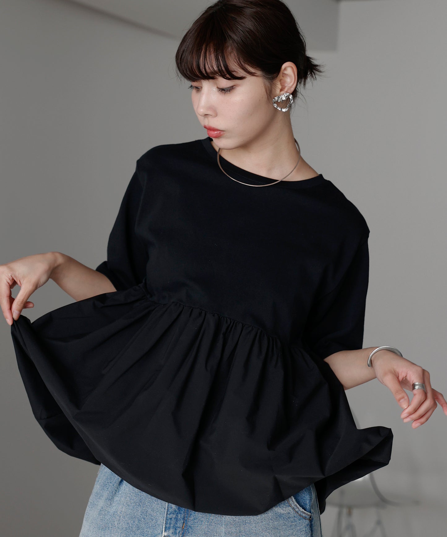 Mixed material balloon hem tops 異素材バルーントップス
