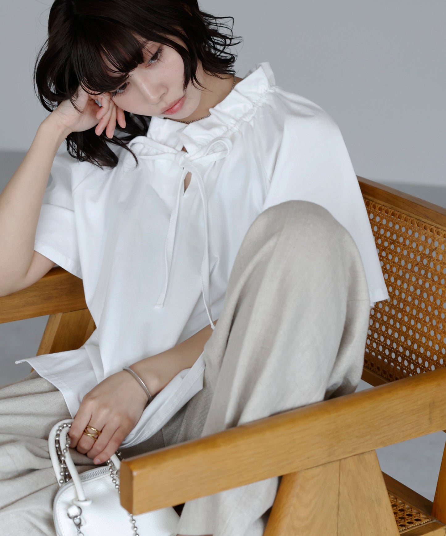 Drawstring ribbon tops　ドロストリボントップス