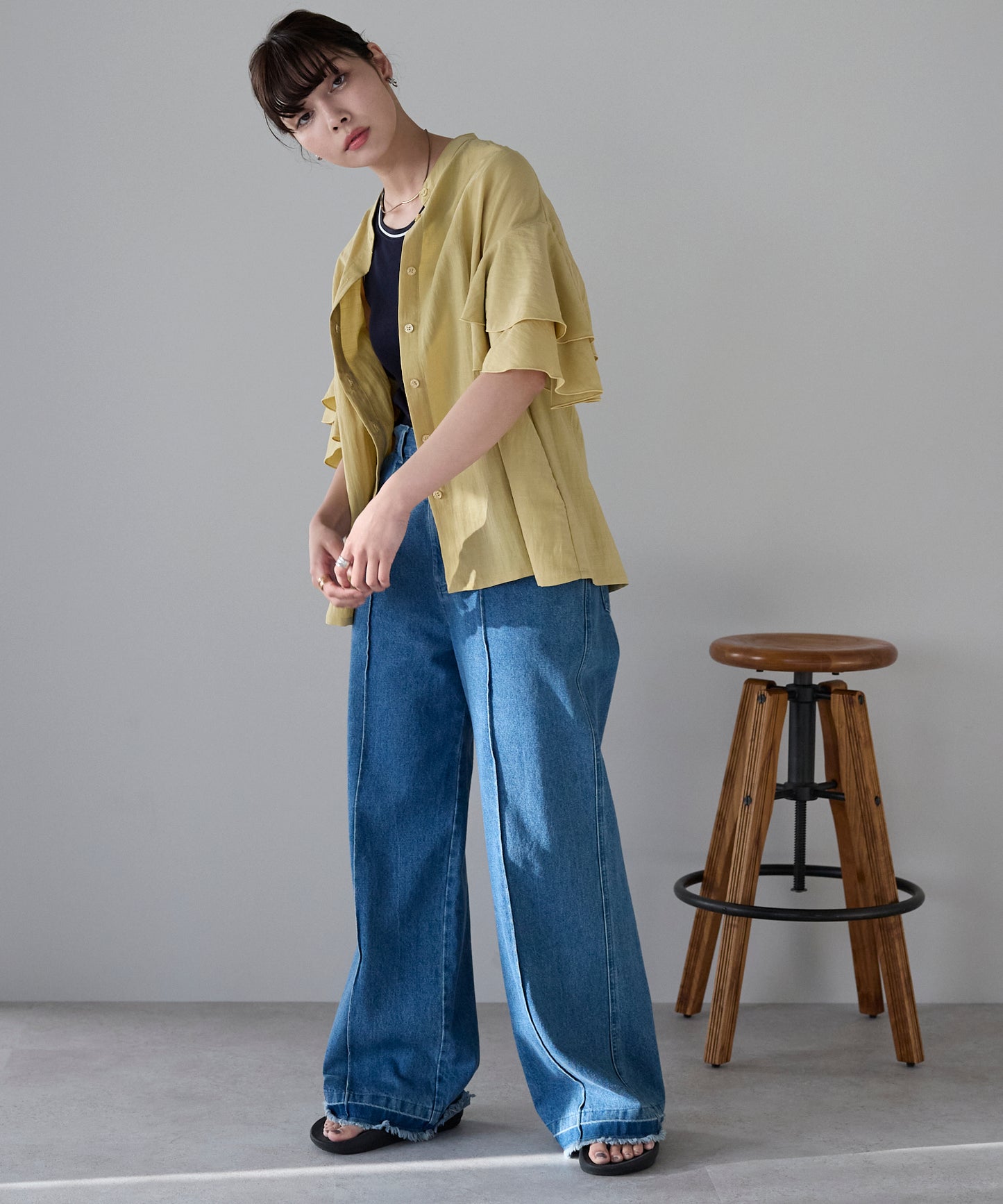Layered frill shirt　レイヤードフリルシャツ