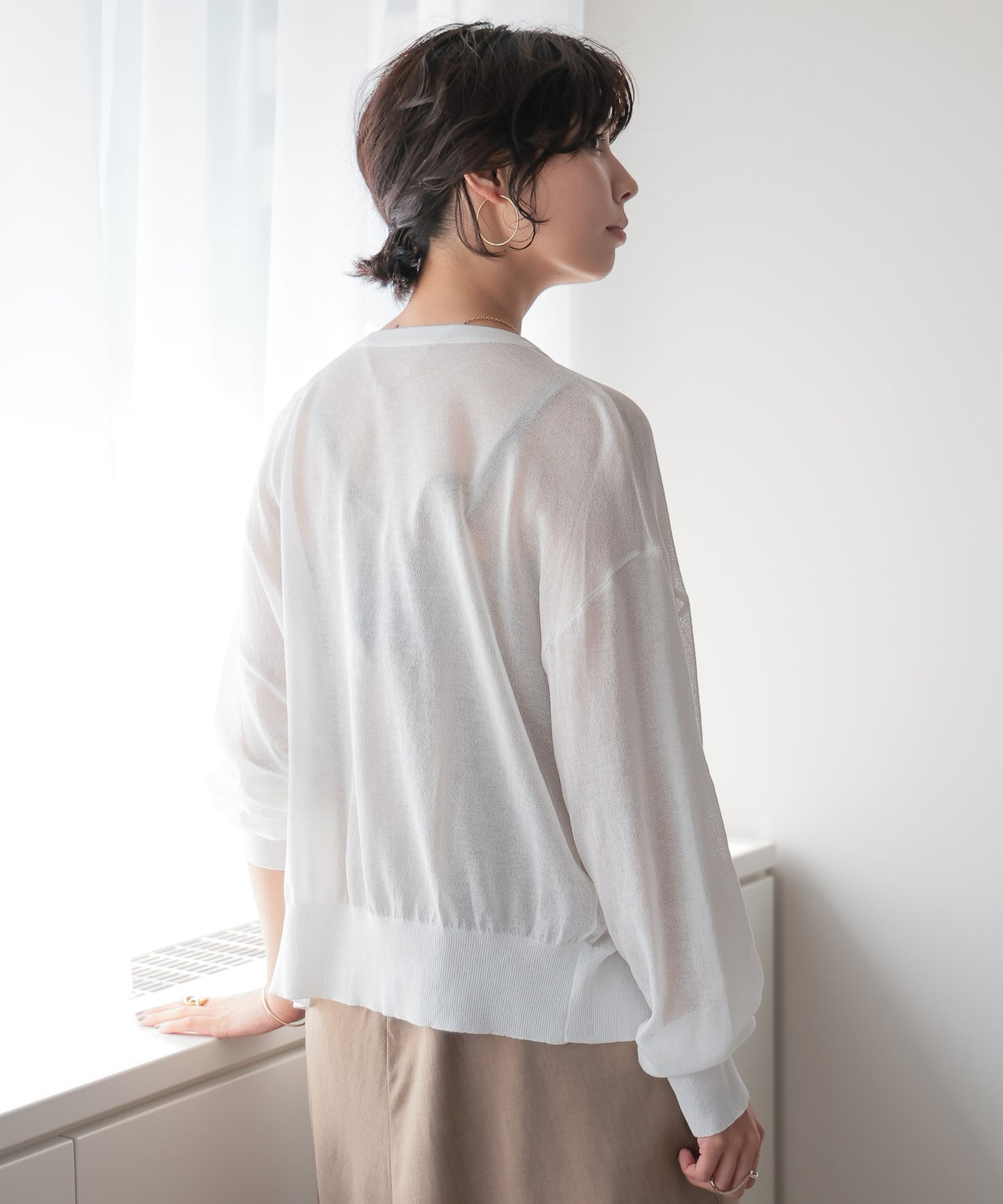 Sheer Embroidery Cardigan／シアー刺繍カーディガン