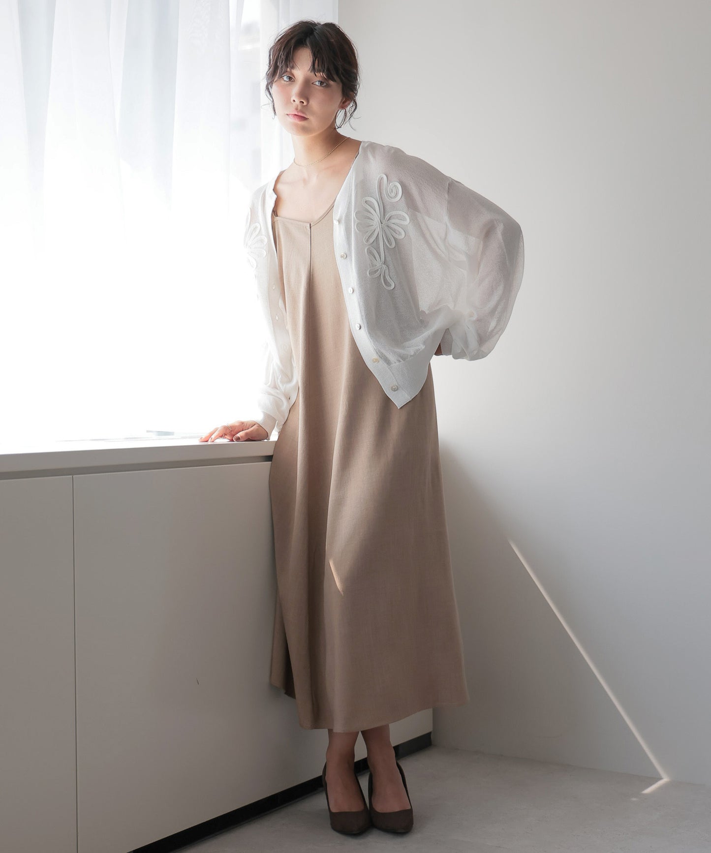 Sheer Embroidery Cardigan／シアー刺繍カーディガン