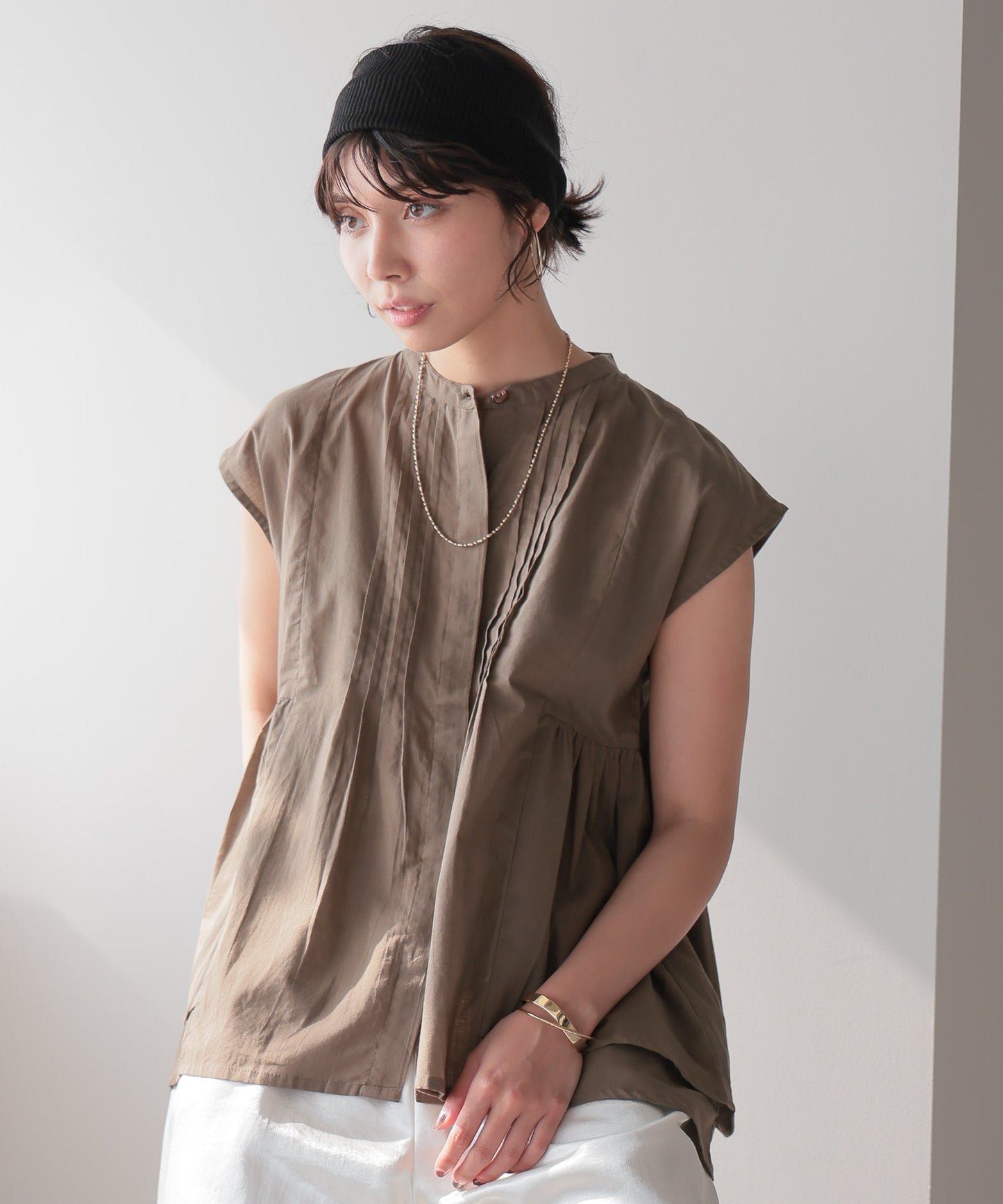 Pin Tuck Peplum Blouse｜ピンタックペプラムブラウス