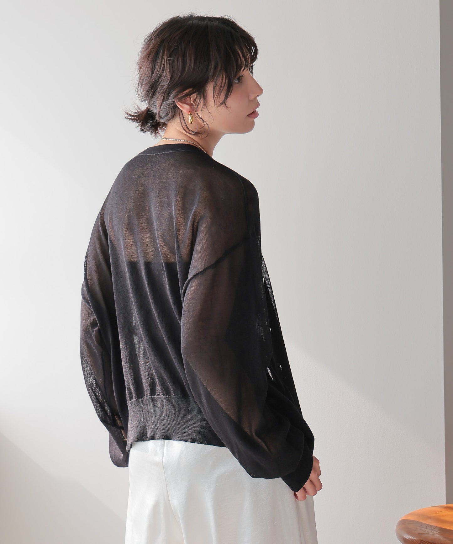 Sheer Embroidery Cardigan／シアー刺繍カーディガン