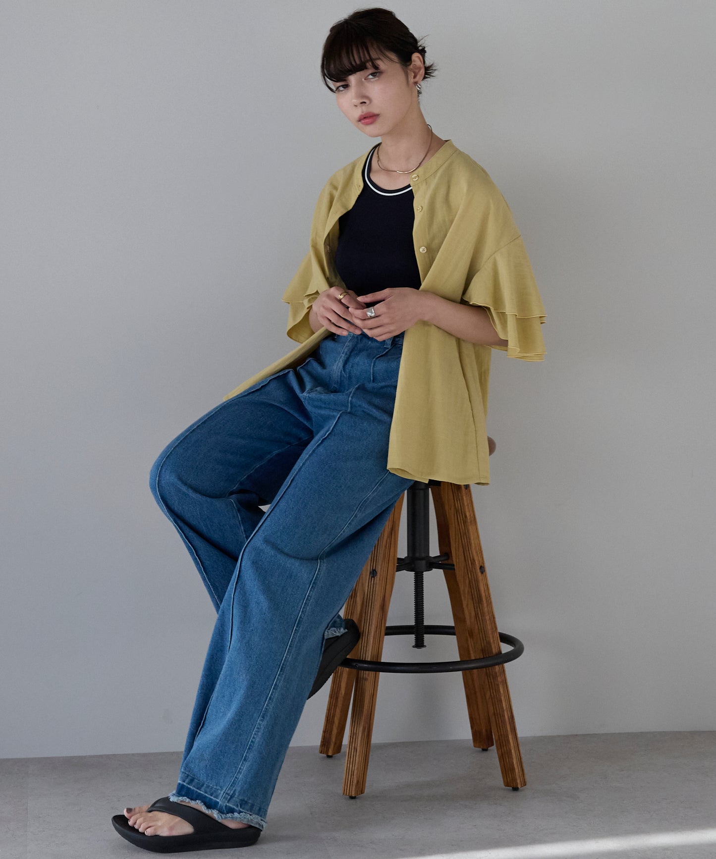 Layered frill shirt　レイヤードフリルシャツ