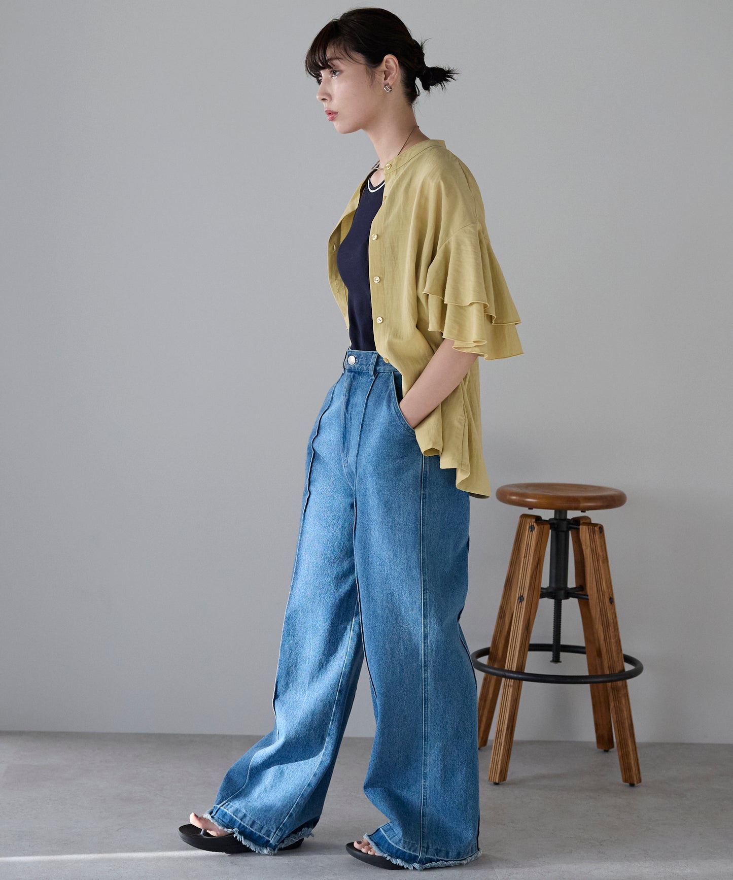 Layered frill shirt　レイヤードフリルシャツ
