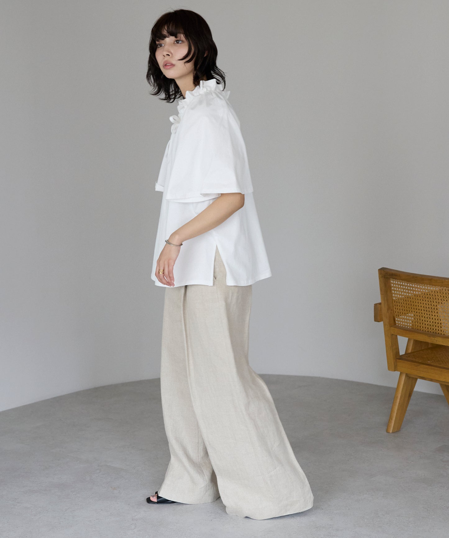 Drawstring ribbon tops　ドロストリボントップス