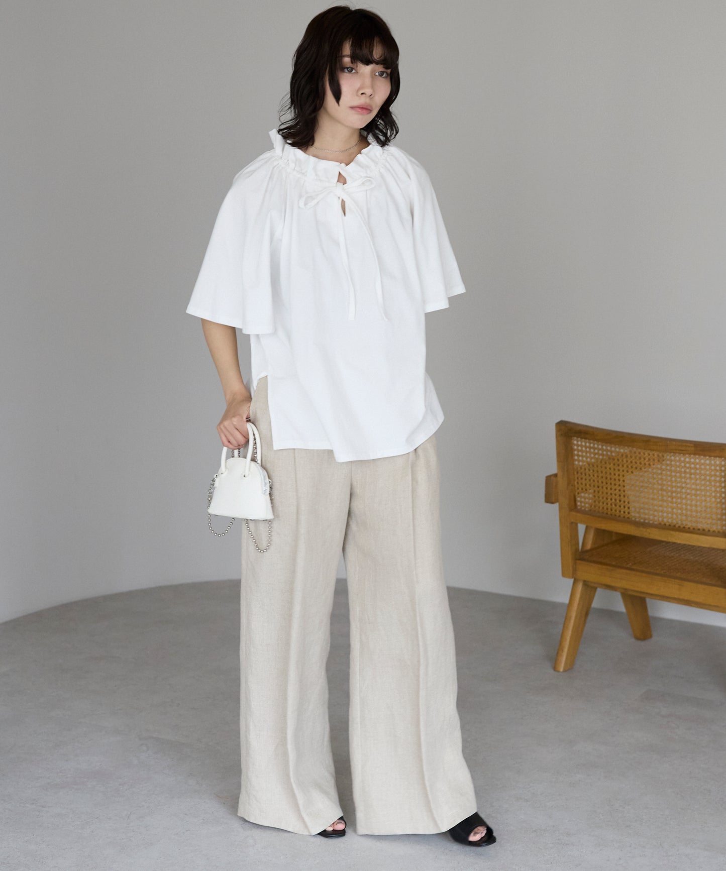 Drawstring ribbon tops　ドロストリボントップス