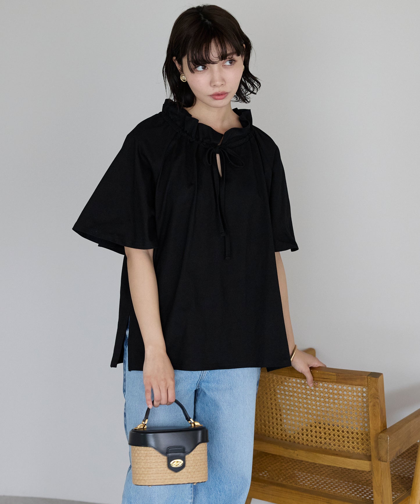 Drawstring ribbon tops　ドロストリボントップス