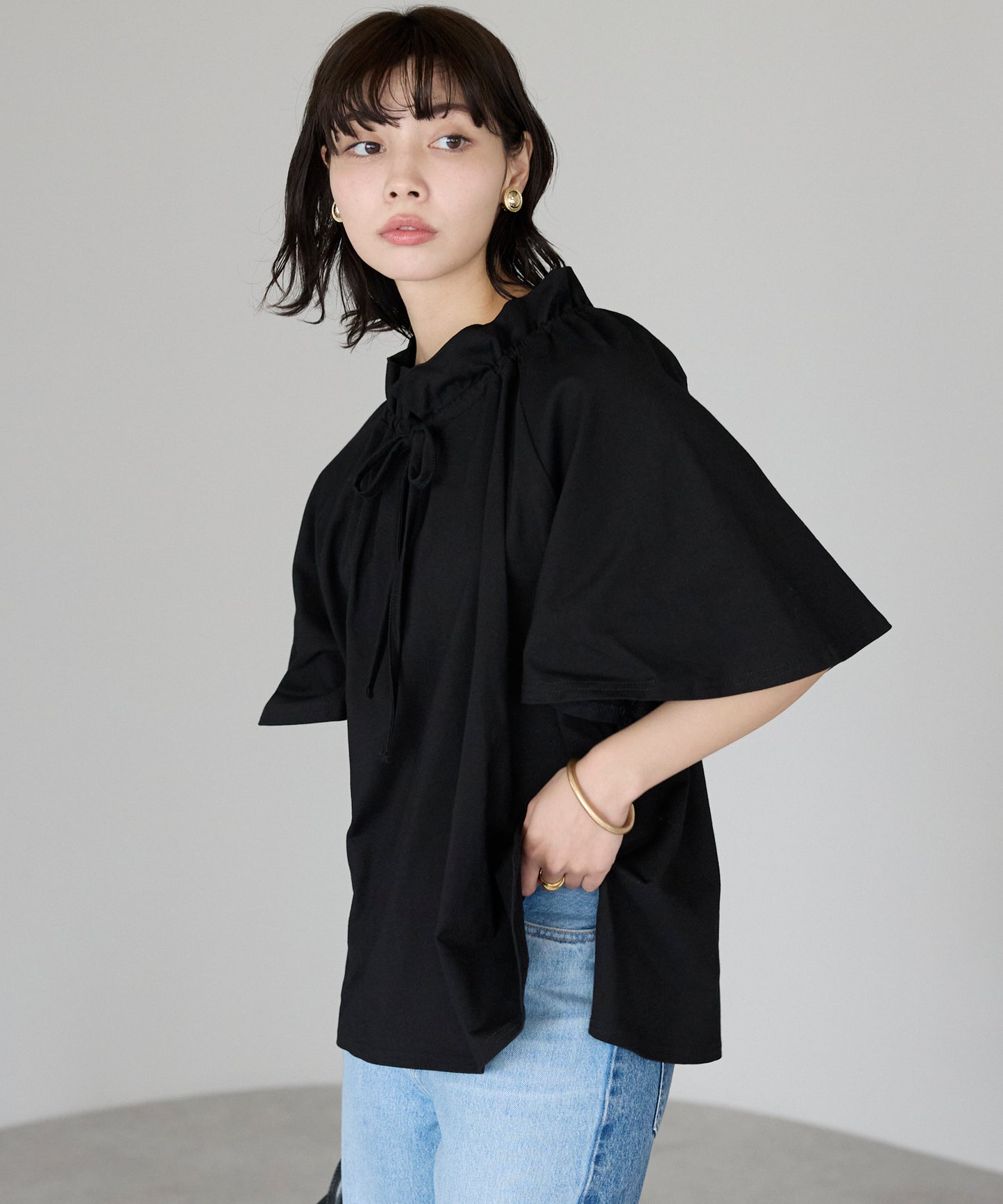 Drawstring ribbon tops　ドロストリボントップス