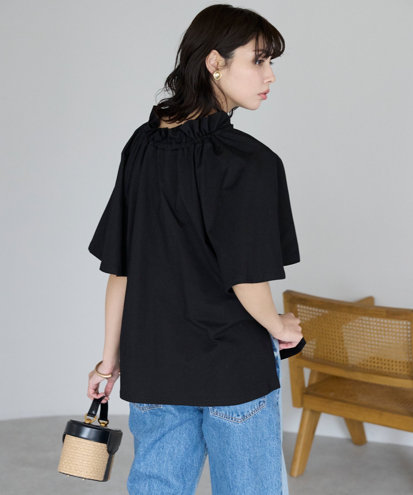 Drawstring ribbon tops　ドロストリボントップス