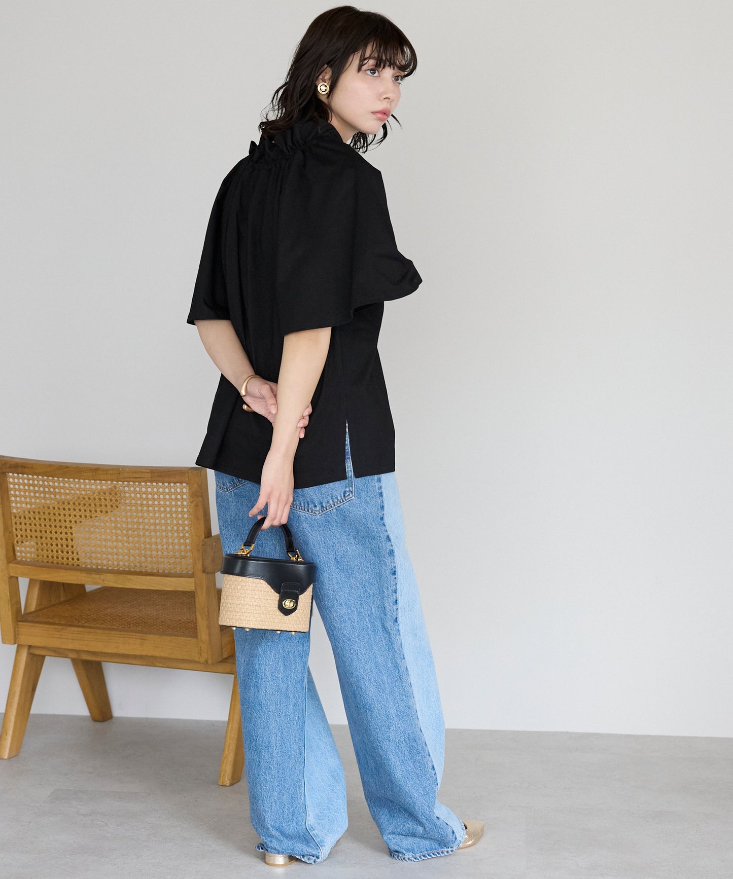 Drawstring ribbon tops　ドロストリボントップス