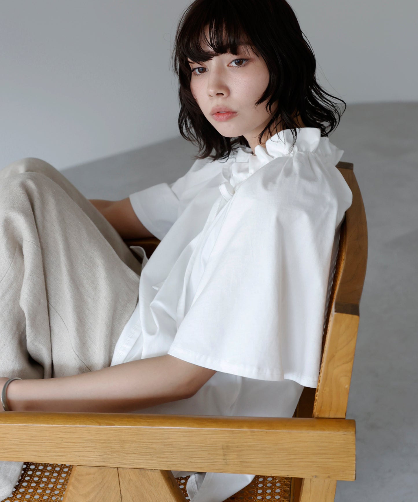 Drawstring ribbon tops　ドロストリボントップス