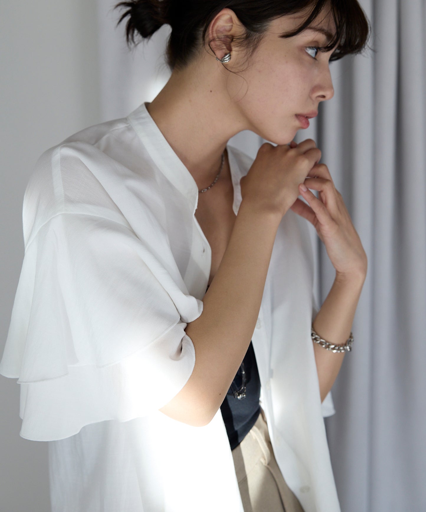 Layered frill shirt　レイヤードフリルシャツ